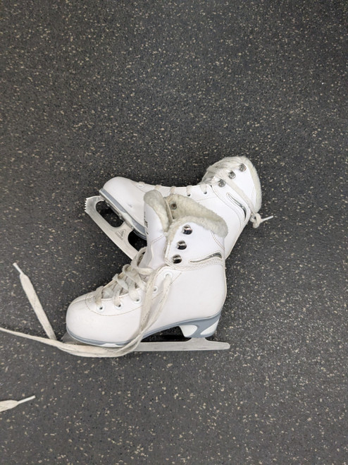 Vist Large View of Product Image Which is Used Jackson SOFT SKATE Girls Figure Skate White Youth 11.0
