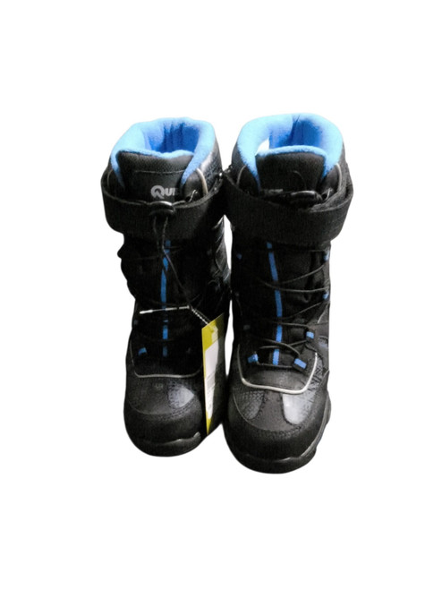 Vist Large View of Product Image Which is Used Quest Snowshoes Boys Black 12"