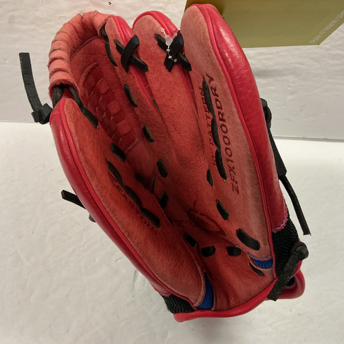 Vist Large View of Product Image Which is Used Easton Z-Flex ZFX100RDRY Baseball Glove RH Throw Red 10"