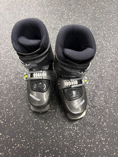 Vist Large View of Product Image Which is Used Dalbello FXR 2 Boys DH Ski Boot Black 195 MP - Y13