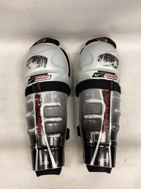 Vist Large View of Product Image Which is Used Bauer SUPREME 10 Junior Shin Guards Grey 11"