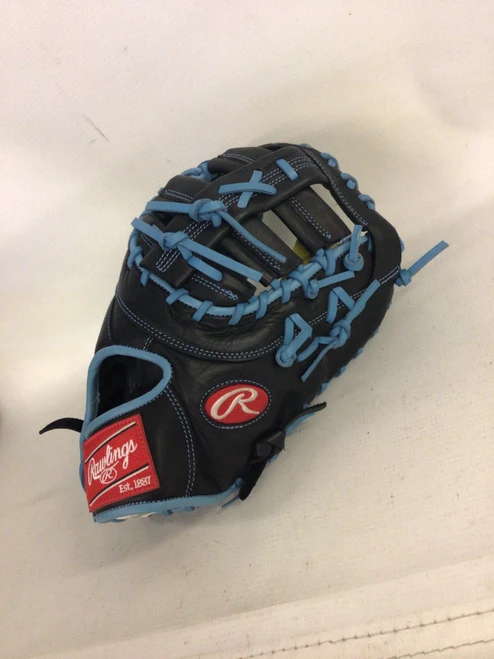 Vist Large View of Product Image Which is Used Rawlings R9 BB/SB First Base RH Throw Black 13"