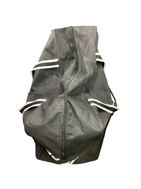 Vist Large View of Product Image Which is Used Bauer Jr Hockey Carry Black