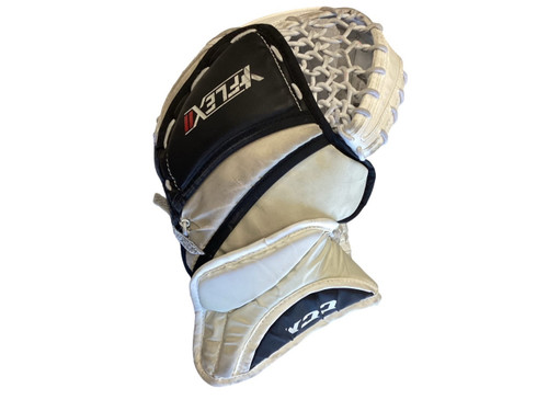 Vist Large View of Product Image Which is Used CCM YT FLEX II Youth Goalie Catcher White