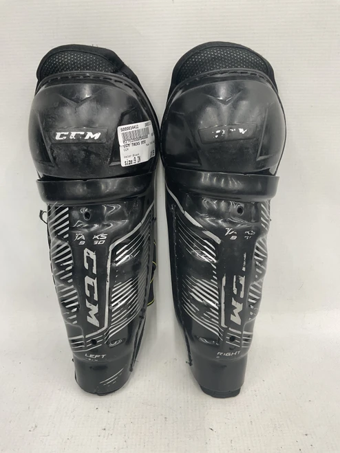 Vist Large View of Product Image Which is Used CCM TACKS 9550 Youth Shin Guards Black 9"