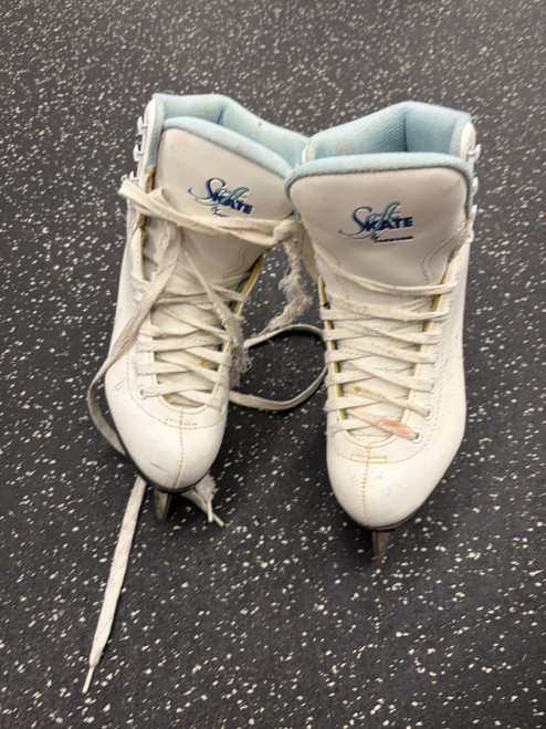 Vist Large View of Product Image Which is Used Jackson SOFT SKATE WomensFigure Skate White Senior 4