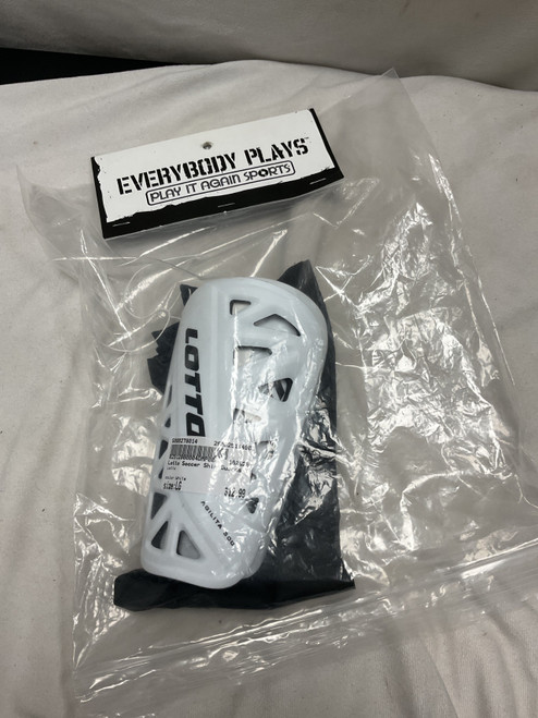 Vist Large View of Product Image Which is Used Lotto Soccer Shin Guards Youth White LG
