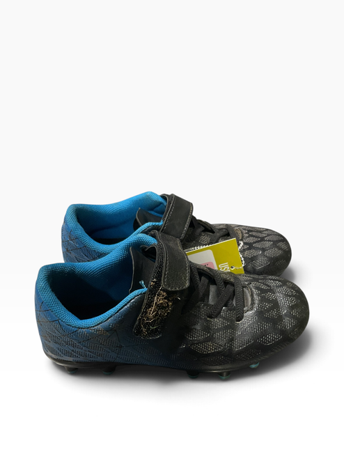 Vist Large View of Product Image Which is Used Soccer Cleats Black Junior 01