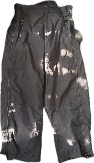 Vist Large View of Product Image Which is Used Snow Pants M Black LG