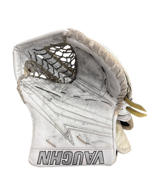 Vist Large View of Product Image Which is Used Vaughn VELOCITY V9 GLOVE Senior Goalie Catcher White