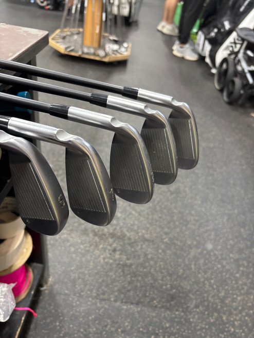 Vist Large View of Product Image Which is Used Ping G430 Mens Iron Set RH 6I-PW