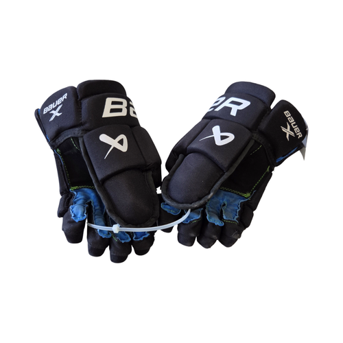 Vist Large View of Product Image Which is Used Bauer X JUNIOR GLOVES Junior Gloves Black 11"