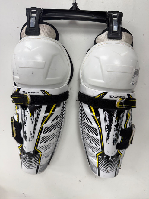 Vist Large View of Product Image Which is Used CCM SUPER TACKS D30 Junior Shin Guards White 10"