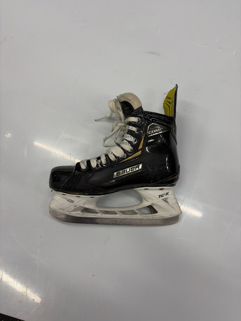 Vist Large View of Product Image Which is Used Bauer SUPREME COMP Junior Hockey Skate Junior 04