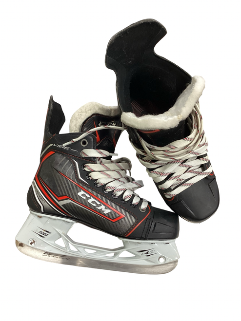 Vist Large View of Product Image Which is Used CCM JETSPEED VIBE Senior Hockey Skate Senior 5