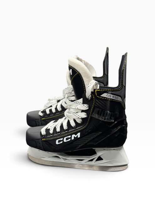 Vist Large View of Product Image Which is Used CCM TACKS AS550 Junior Hockey Skate Junior 05
