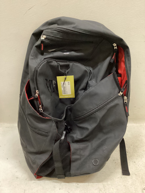 Vist Large View of Product Image Which is Used Everlast Boxing Contender Backpack