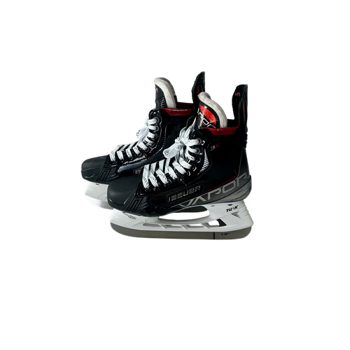 Vist Large View of Product Image Which is Used Bauer 3X Intermediate Hockey Skate Intermediate 4.5