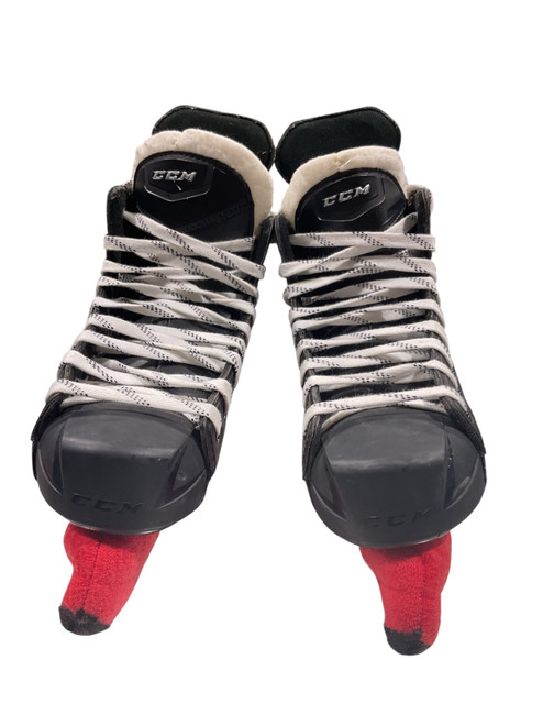 Vist Large View of Product Image Which is Used CCM 1052 Senior Hockey Skate Senior 5