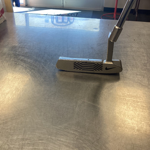 Vist Large View of Product Image Which is Used Nike NIKE METHOD 001 PUTTER Mens Putter RH