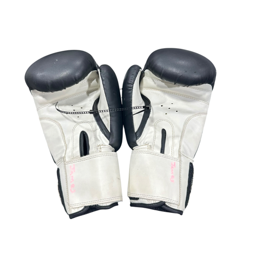 Vist Large View of Product Image Which is Used RevGear Boxing Gloves Black SM