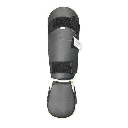 Vist Large View of Product Image Which is Used RevGear Boxing Pads Black