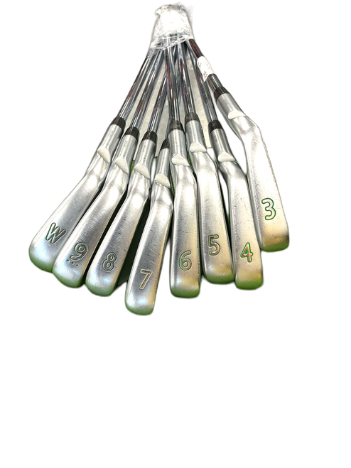 Vist Large View of Product Image Which is Used Ping IBLADE Mens Iron Set RH 3I-PW