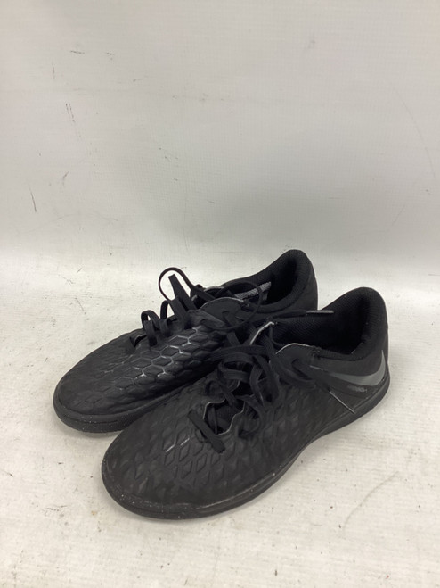 Vist Large View of Product Image Which is Used Nike Soccer Indoor Shoes Black Junior 02
