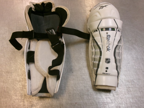 Vist Large View of Product Image Which is Used Reebok NHL Youth Shin Guards White 9"
