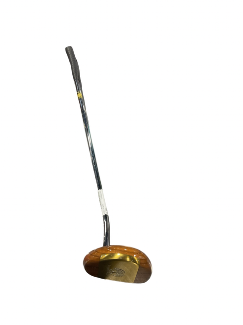 Vist Large View of Product Image Which is Used LOUSIVILLE WALNUT Mens Putter RH