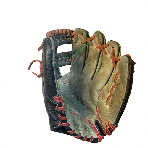 Vist Large View of Product Image Which is Used Marucci CADDO BB/SB Glove RH Throw Black 11"