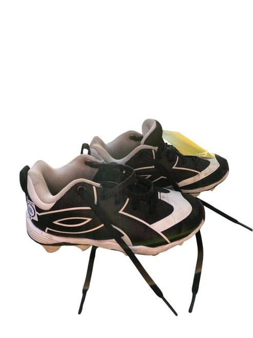 Vist Large View of Product Image Which is Used Under Armour BLK/WHT 12K BB CLEATS BB/SB Cleats Black Youth 12.0