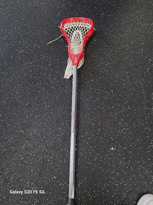Vist Large View of Product Image Which is Used Warrior TEAM CANADA FIDDLESTICK Jr Atk/Mid Complete Stick Red
