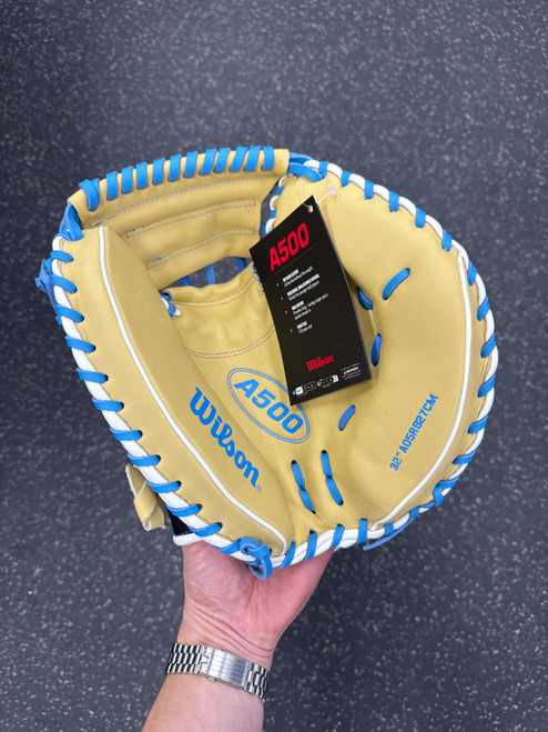 Vist Large View of Product Image Which is New WILSON A500 MITT-32"