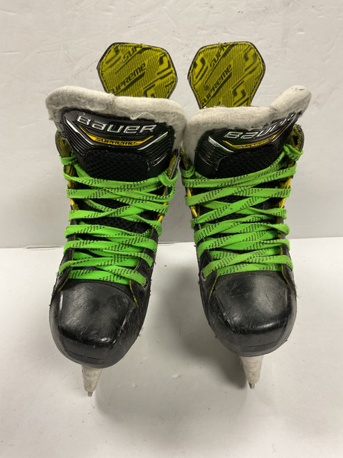 Vist Large View of Product Image Which is Used Bauer SUPREME M4 Junior Hockey Skate Junior 01.5