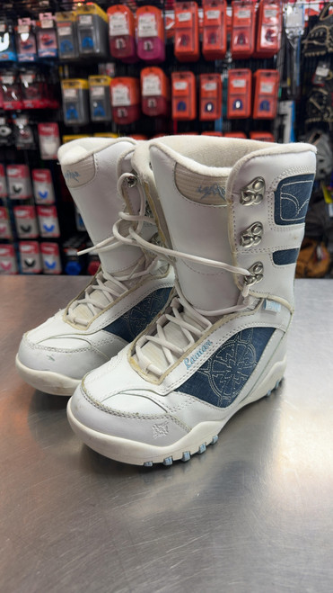 Vist Large View of Product Image Which is Used Lamar GIRLS Girls Snowboard Boots White Junior 06