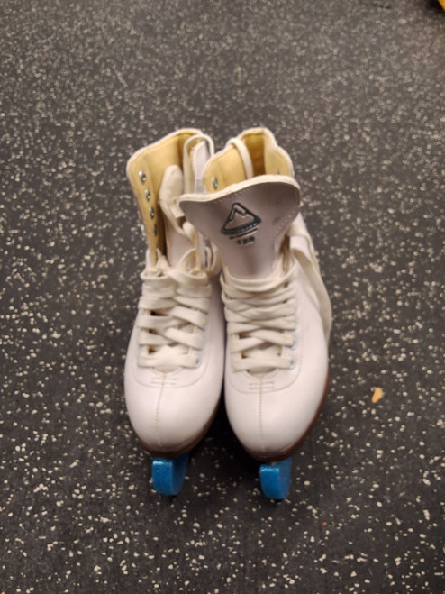 Vist Large View of Product Image Which is Used Jackson GLACIER 120 Girls Figure Skate White Junior 03