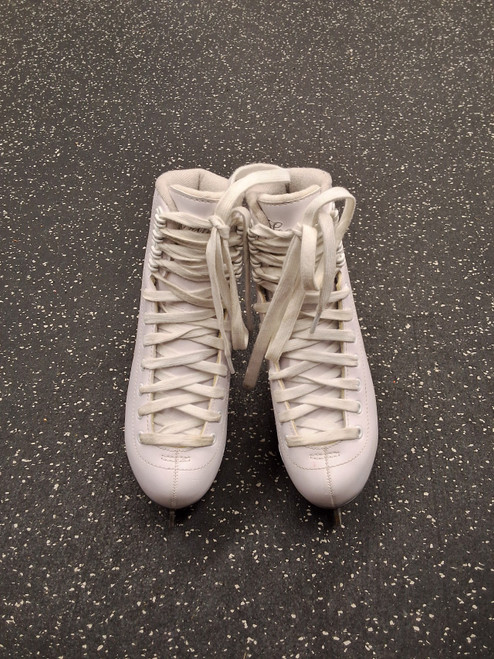 Vist Large View of Product Image Which is Used Jackson CAMEO 200 WomensFigure Skate White Senior 5