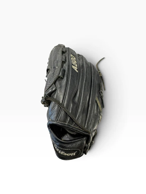 Vist Large View of Product Image Which is Used Wilson GAME SOFT BB/SB Glove LH Throw Black 12 1/2"