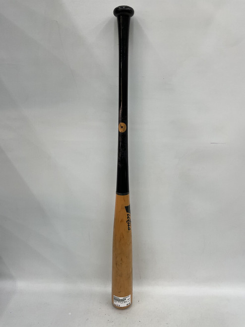 Vist Large View of Product Image Which is Used Victus TATIS 21 MAPLE BB/SB Wood Bat 32"
