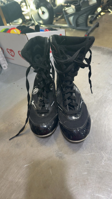 Vist Large View of Product Image Which is Used Ringside Boxing Shoes Black Junior 03