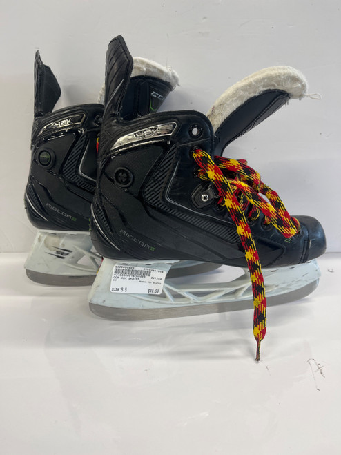 Vist Large View of Product Image Which is Used CCM 42K SKATES Senior Hockey Skate Senior 5