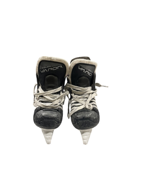Vist Large View of Product Image Which is Used Bauer VOLT Junior Hockey Skate Junior 02