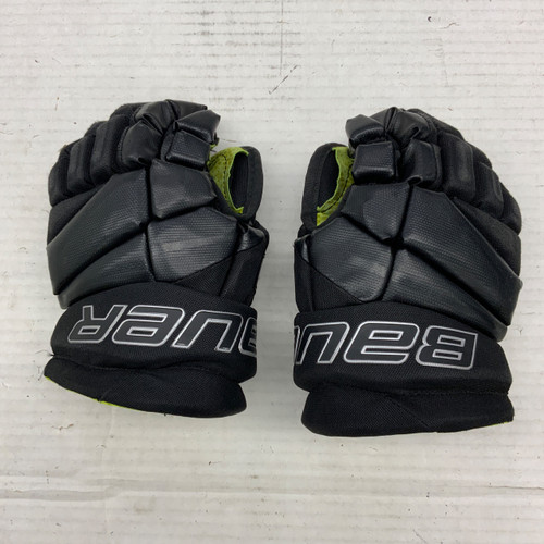 Vist Large View of Product Image Which is Used Bauer S22 VAPOR 3X Junior Gloves Black 10"