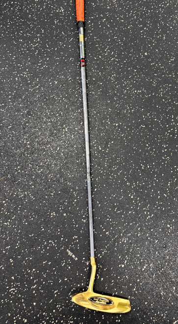 Vist Large View of Product Image Which is Used GOLF AGUSTA Mens Putter RH