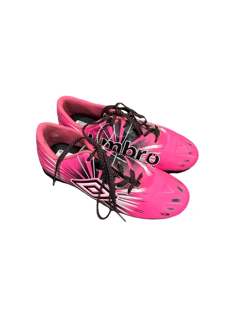 Vist Large View of Product Image Which is Used Umbro Soccer Cleats Pink Junior 02