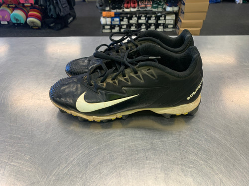 Vist Large View of Product Image Which is Nike Football Football Cleats