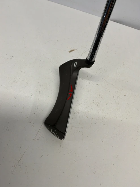 Vist Large View of Product Image Which is Used Taylormade CB SERIES Mens Putter RH