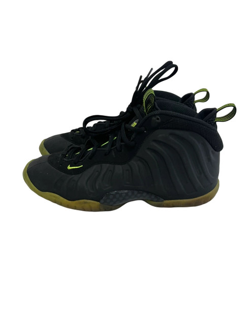 Vist Large View of Product Image Which is Used Nike Lil Posite Volt GS 7Y Basketball Shoes