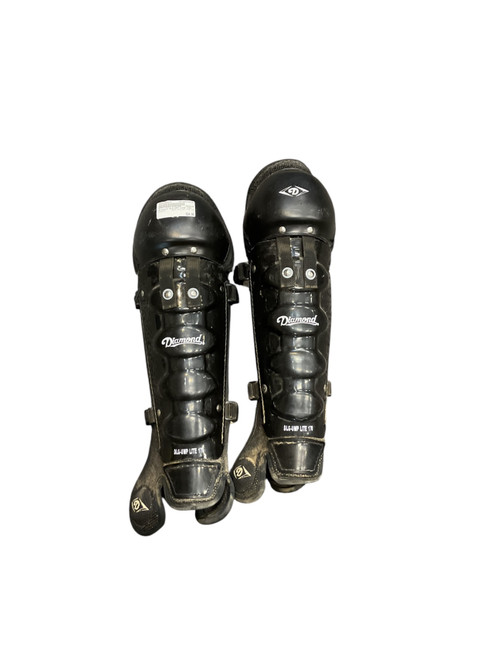 Vist Large View of Product Image Which is Used Diamond DLG-UMP LITE 170 Umpire Leg Guards